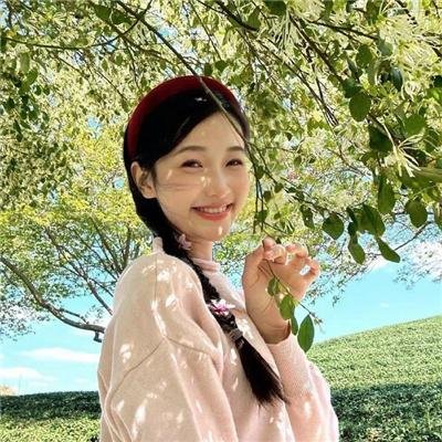 女学生和亨利先生